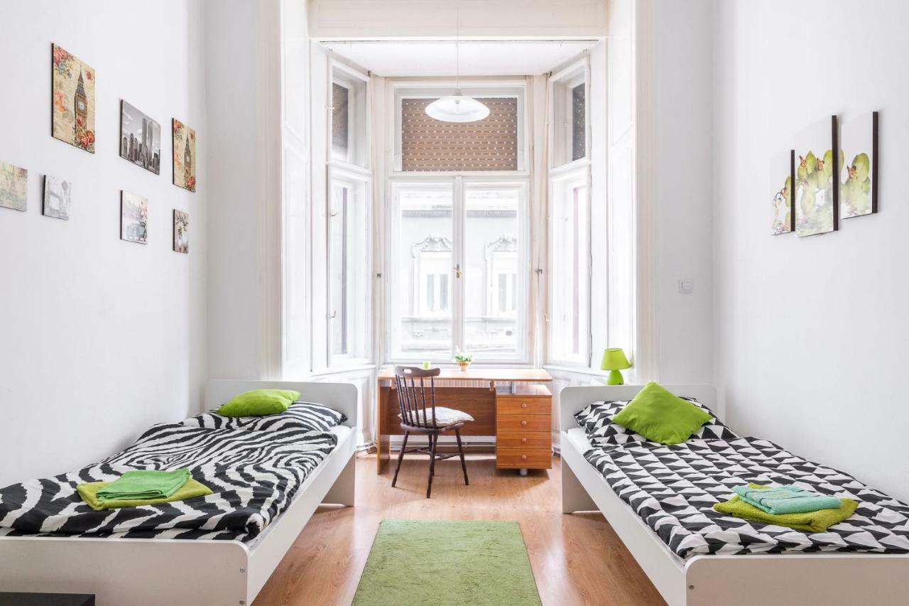 Izabella Home 2 Budapest Exterior photo