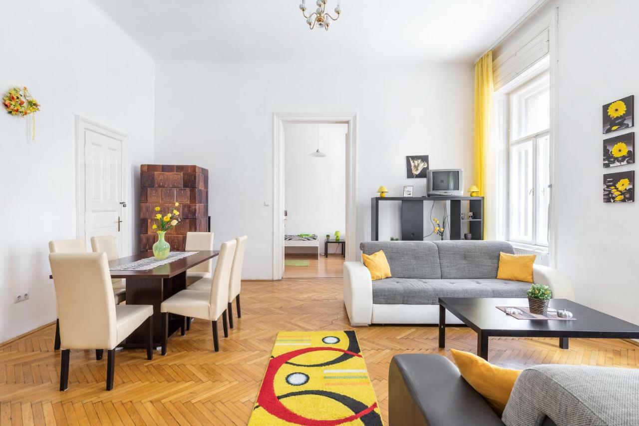 Izabella Home 2 Budapest Exterior photo