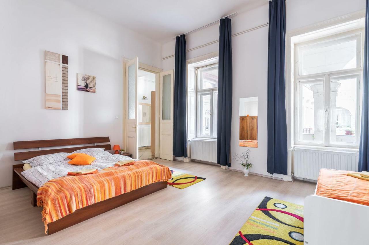 Izabella Home 2 Budapest Exterior photo