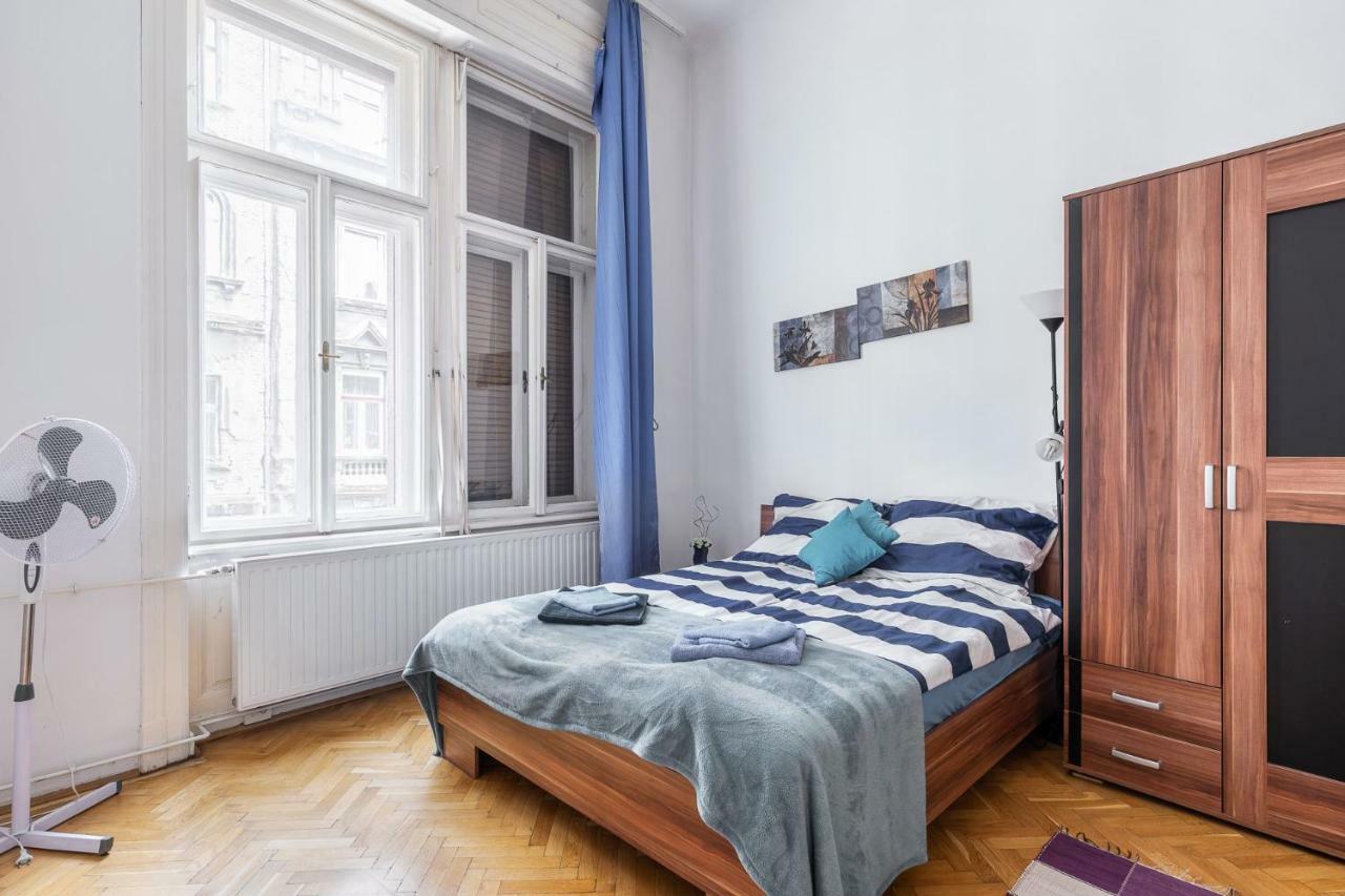 Izabella Home 2 Budapest Exterior photo