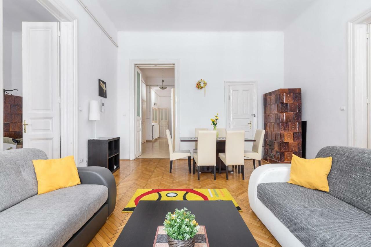 Izabella Home 2 Budapest Exterior photo